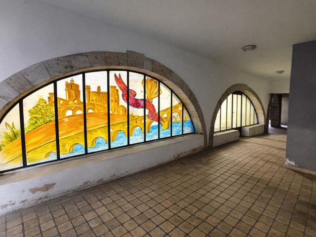 Local professionnel 50 m2 + cave 40 m2 Hyper centre Béziers