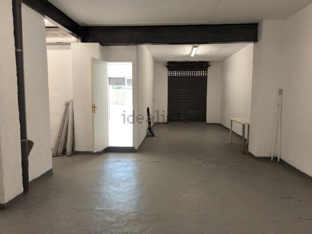 Local, Premià de Dalt