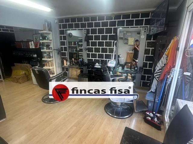 Local, Premiá de Mar