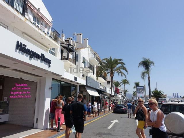 Local, Puerto Banús, Marbella