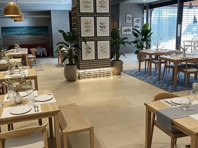 Local, Puerto Banús, Marbella