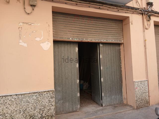 Local, Puerto de Sagunto