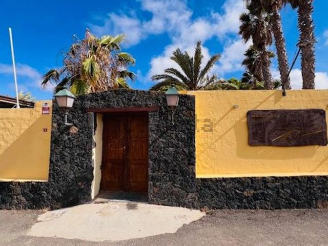 Local, Puerto del Rosario