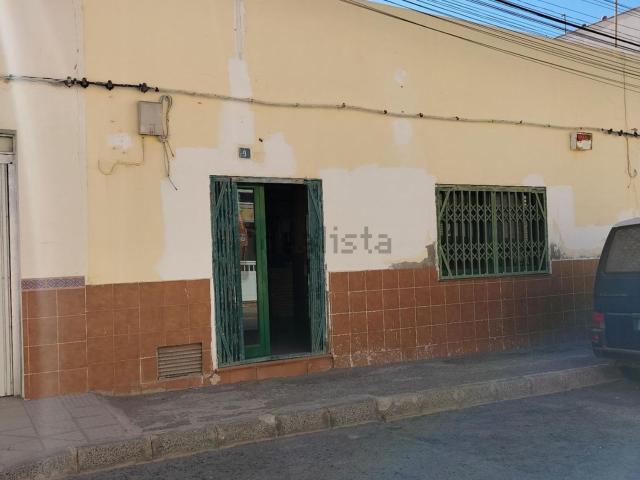 Local, Puerto del Rosario