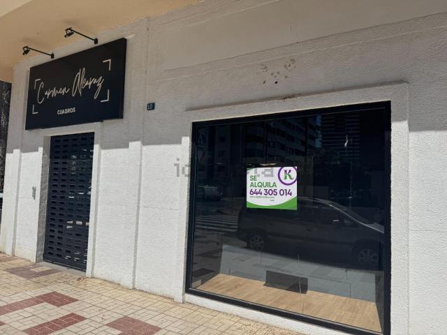 Local, Puerta Blanca Almudena, Málaga