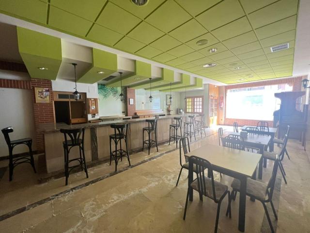 LOCAL RESTAURANTE TOTALMENTE ACONDICIONADO EN VENTA