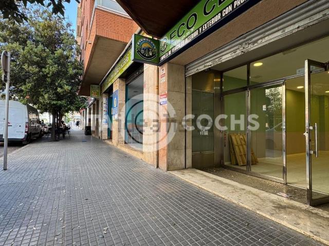 Local, Reus