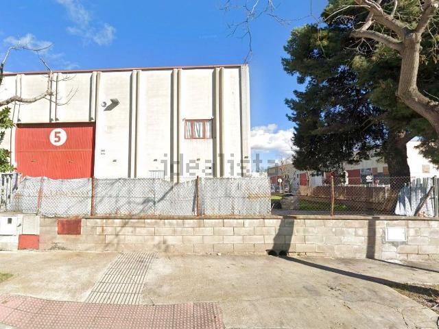 Local, Reus