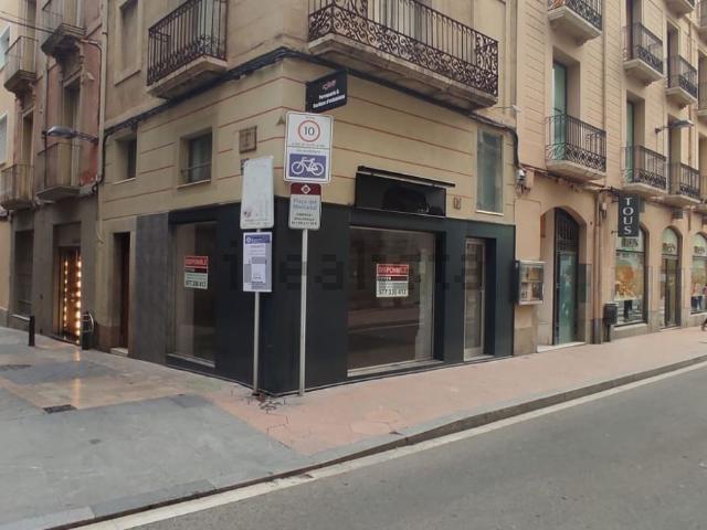 Local, Reus