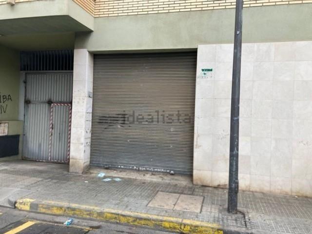 Local, Reus