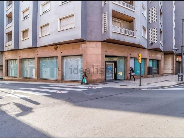 Local, Reus
