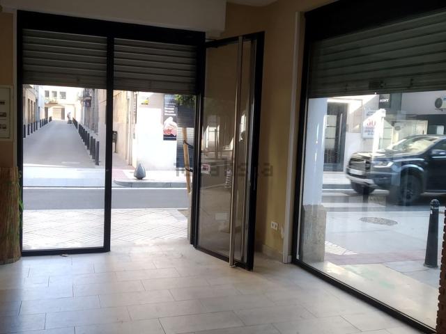 Local, Reus