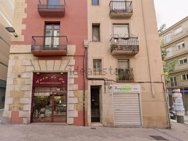 Local, Reus