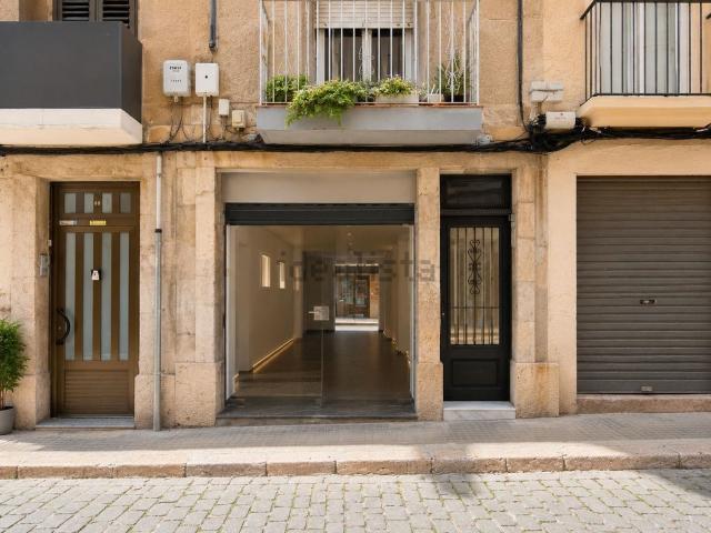 Local, Reus