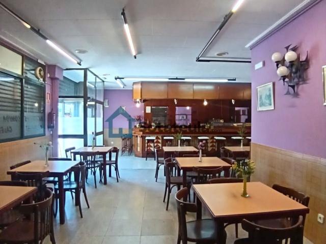 Local, Reus