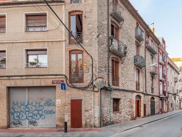 Local, Reus
