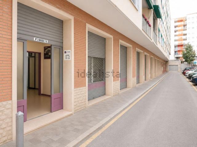 Local, Reus