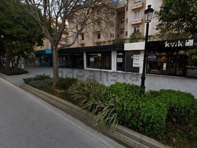 Local, Ricardo Soriano, Marbella