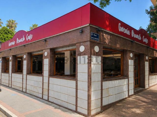 Local, Ricardo Soriano, Marbella