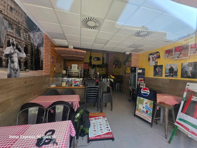 Local, Ricardo Soriano, Marbella