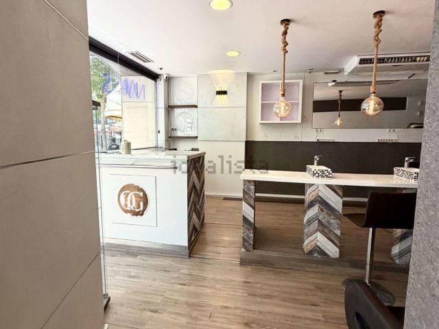 Local, Ricardo Soriano, Marbella