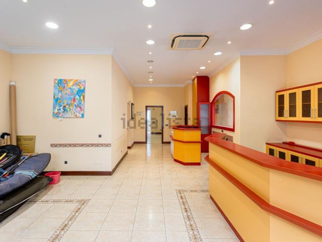 Local, Ricardo Soriano, Marbella