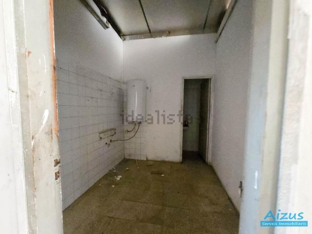 Local, Ripollet