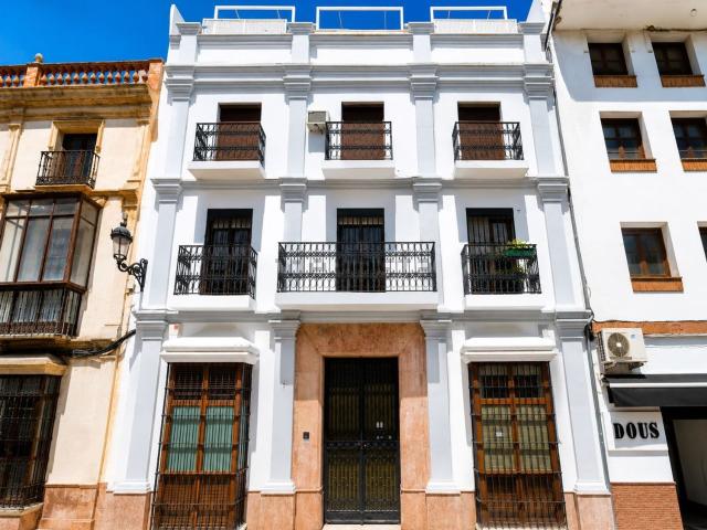 Local, Ronda