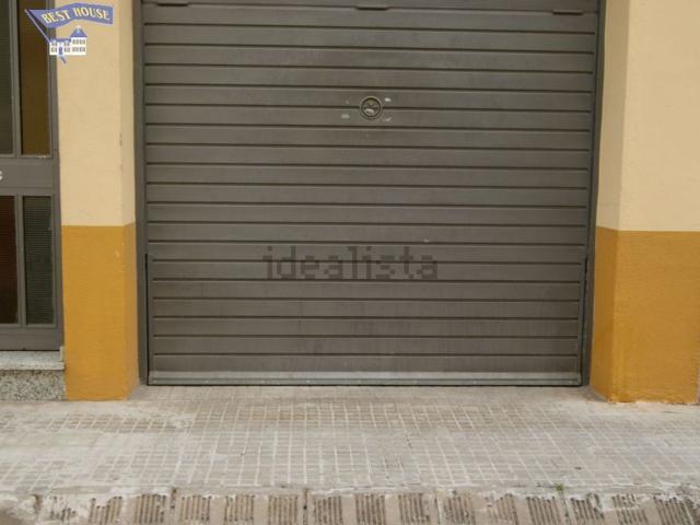 Local, Rubí