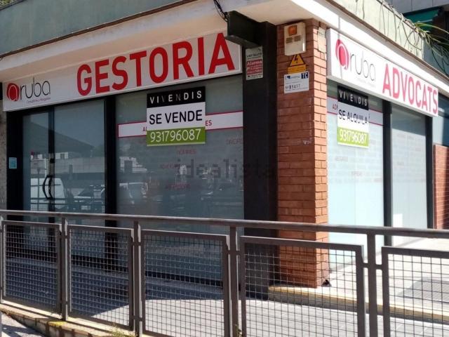 Local, Sant Andreu de la Barca