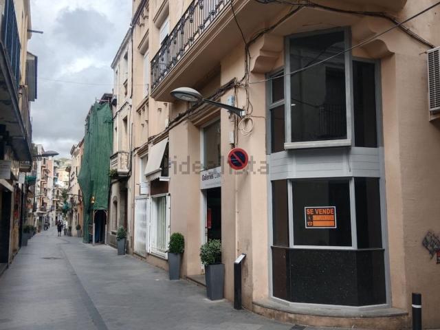 Local, Sant Andreu de Llavaneres