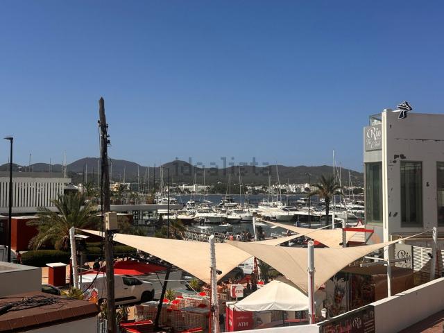 Local, Sant Antoni de Portmany