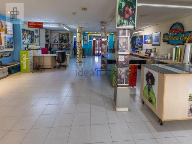 Local, Sant Boi de Llobregat