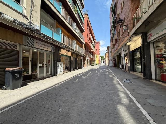 Local, Sant Cugat del Vallès