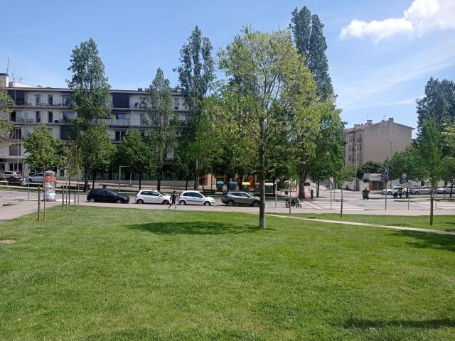 Local, Sant Cugat del Vallès