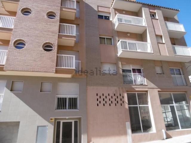 Local, Sant Carles de la Rápita