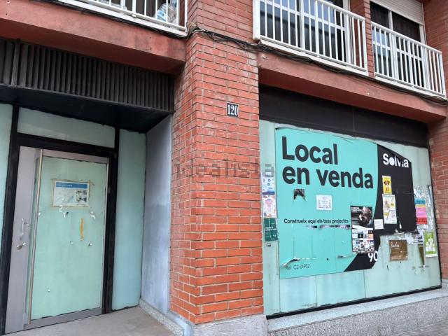 Local, Sant Carles de la Rápita