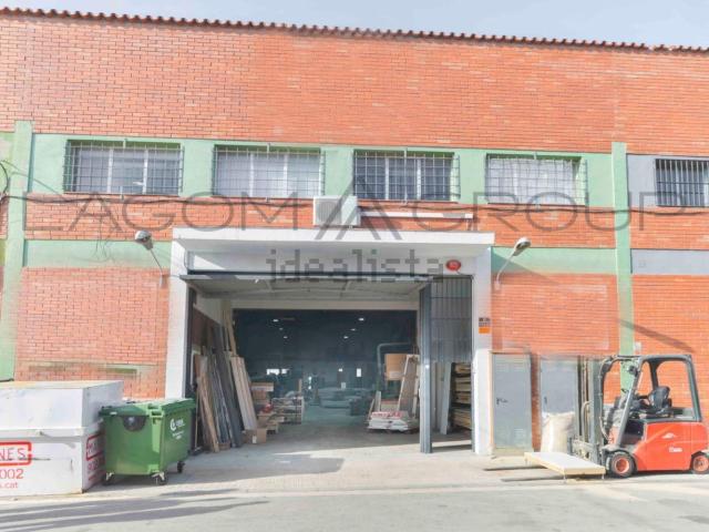 Local, Sant esteve Sesrovires