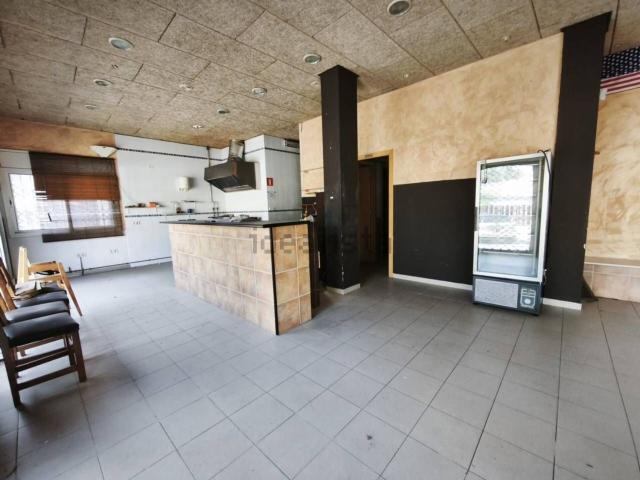 Local, Sant Feliu de Guíxols