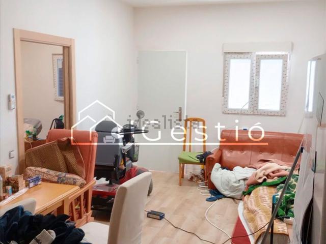 Local, Sant Feliu de Llobregat