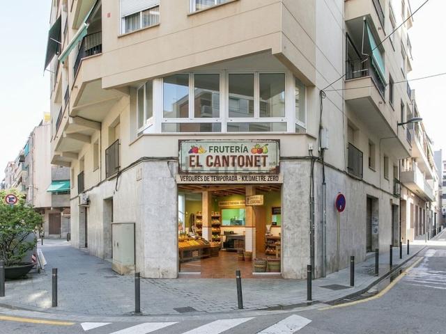 Local, Sant Joan Despí