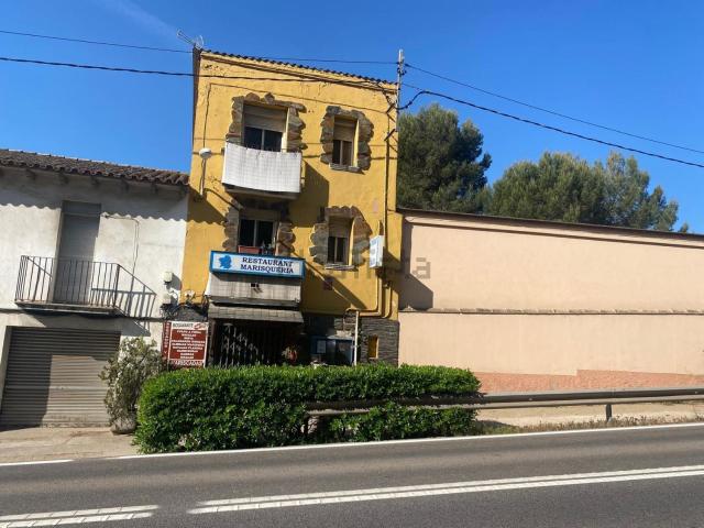 Local, Sant Llorenç d&apos Hortons