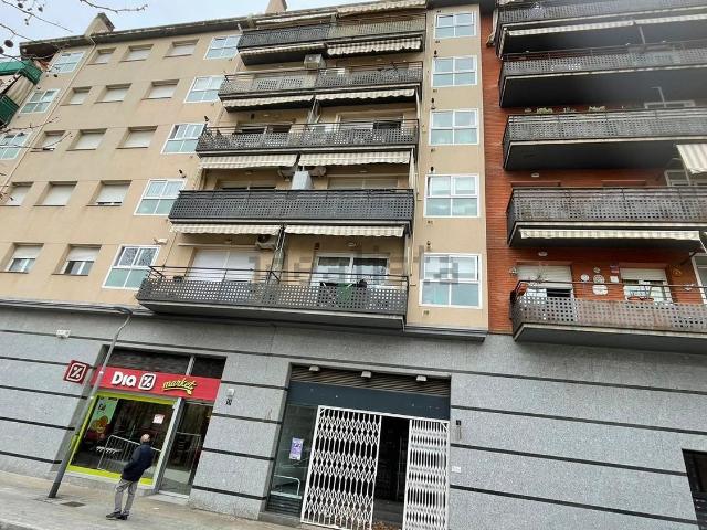 Local, Sant Pere Nord, Terrassa