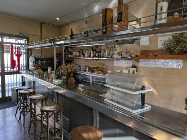 Local, Sant Quintí de Mediona