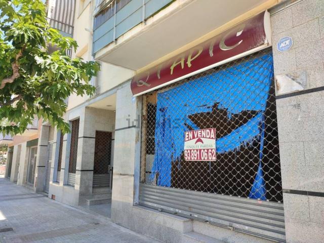 Local, Sant Sadurní d&apos Anoia