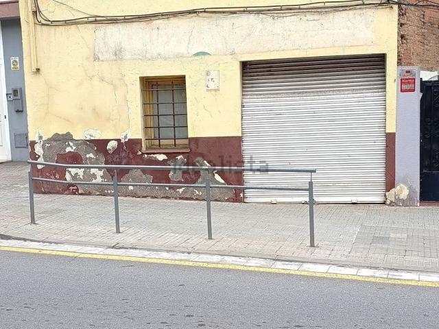 Local, Sant Vicenç Dels Horts