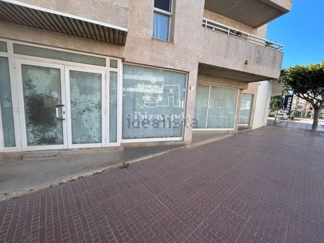 Local, Santa Eulalia del Río