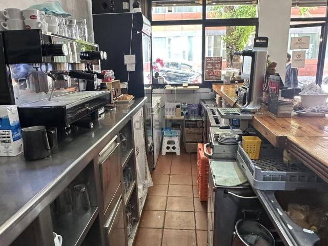 Local, Santa Marta, Marbella