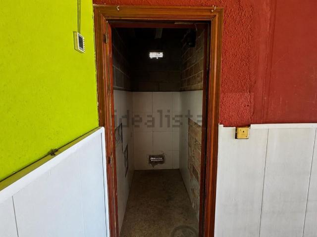 Local, Santa Oliva