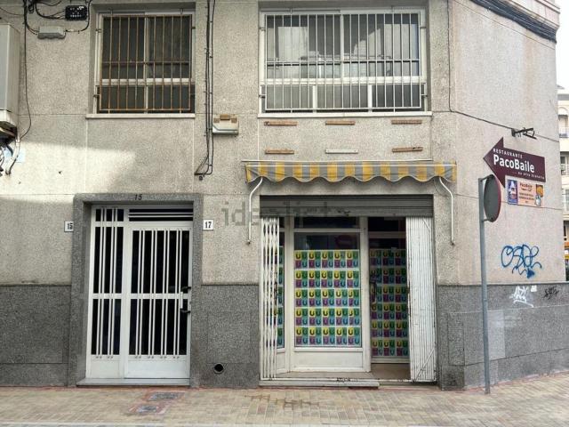 Local, Santa Pola